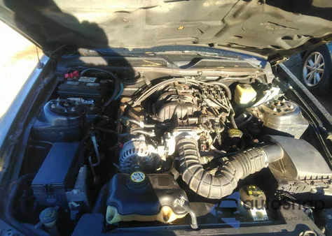 2006 Ford Mustang V6 from USA, damaged, VIN 1ZVFT84N665136504